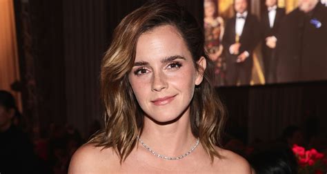 emma watson tits nude|Emma Watson Nude Pics, Fappening Leaks & Videos!